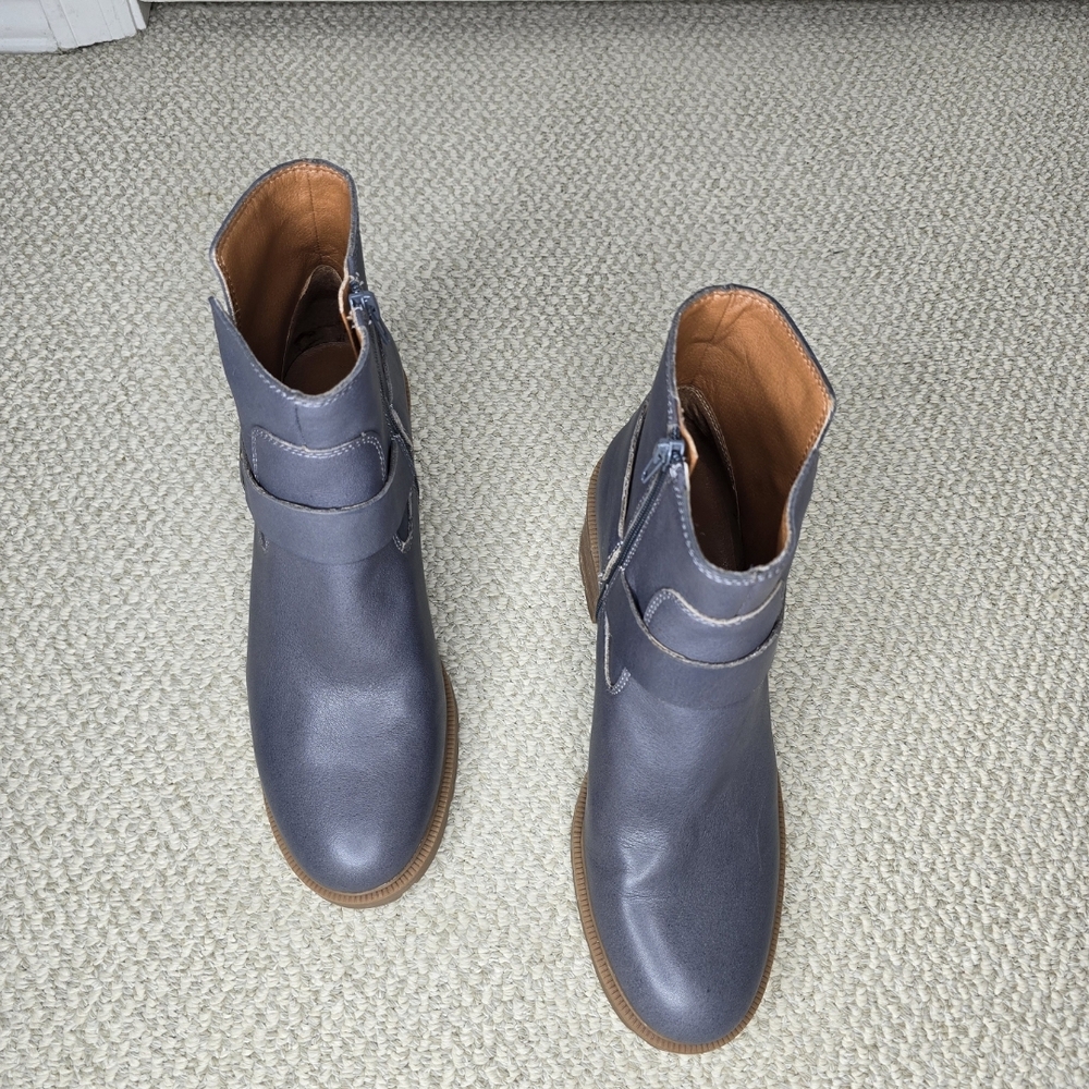 Lucky Brand Soxton Leather Upper Gray Ankle Boots 9.5